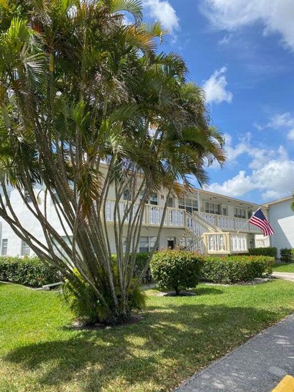 190 Easthampton H, West Palm Beach, FL 33417