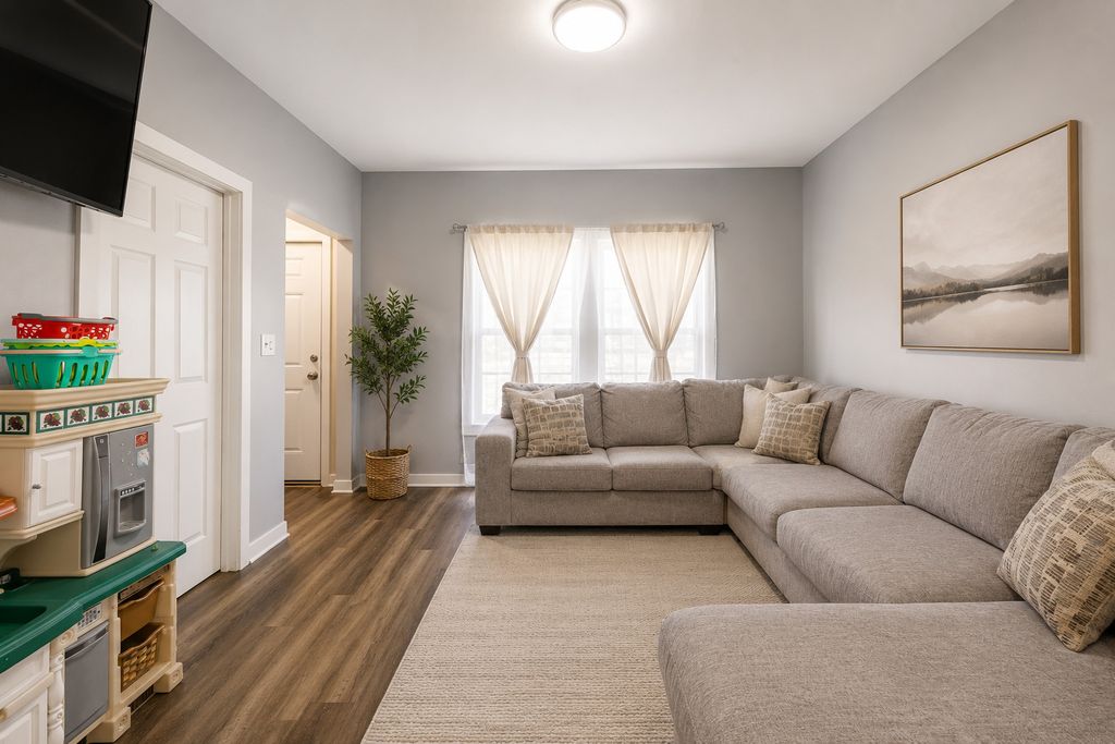 82 ISA Avenue, Chicago Heights, IL 60411 — photo 2