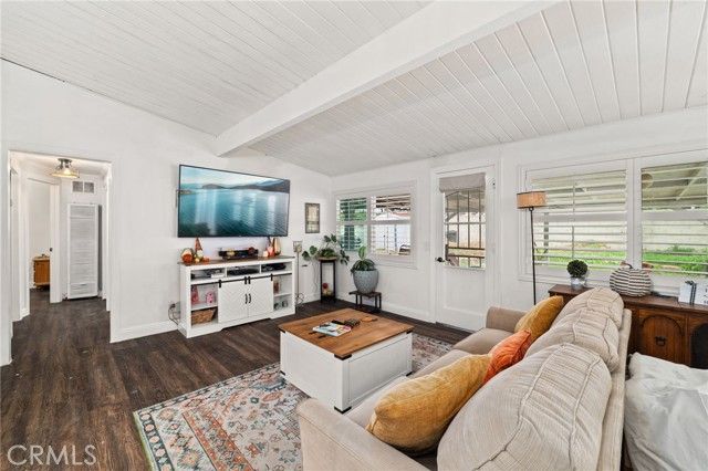 5208 N Leaf, Azusa, CA 91702