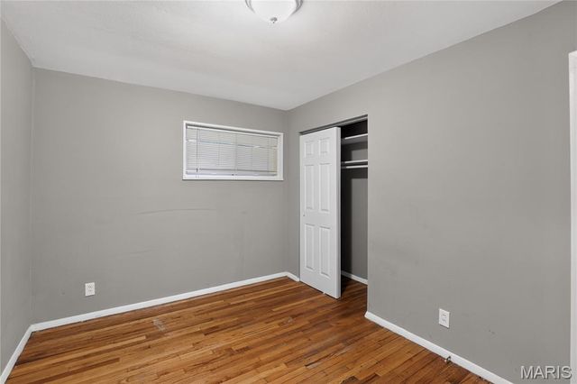 7744 Ellington Drive, St Louis, MO 63121