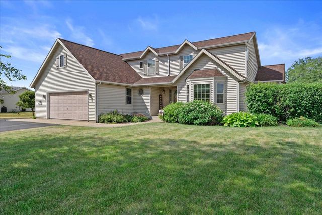 N7101 Lakeshore AVENUE, Elkhorn, WI 53121