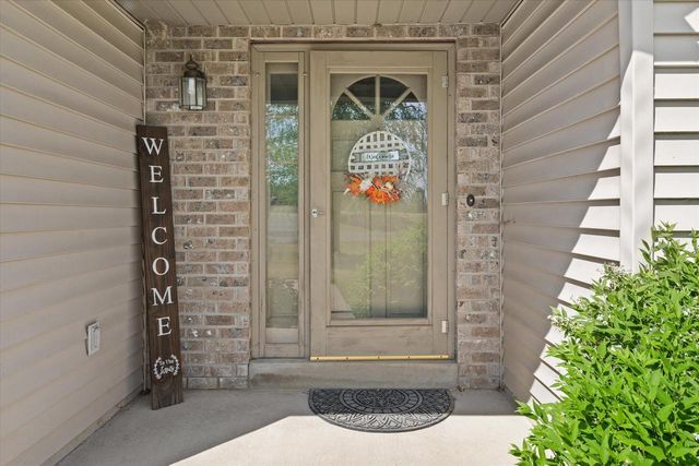 N7101 Lakeshore AVENUE, Elkhorn, WI 53121