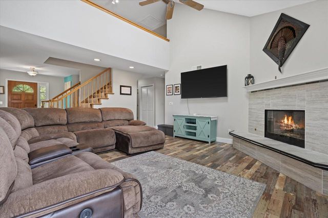 N7101 Lakeshore AVENUE, Elkhorn, WI 53121