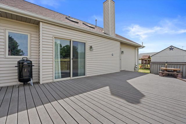 N7101 Lakeshore AVENUE, Elkhorn, WI 53121