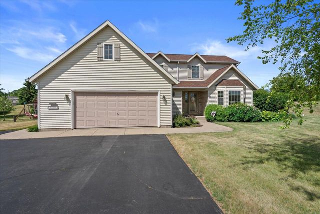 N7101 Lakeshore AVENUE, Elkhorn, WI 53121