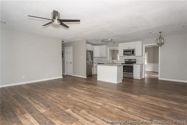 820 Algood Avenue, Hope Mills, NC 28348