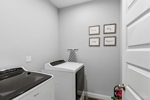 1267 Autumnview Drive, Batavia Twp, OH 45103
