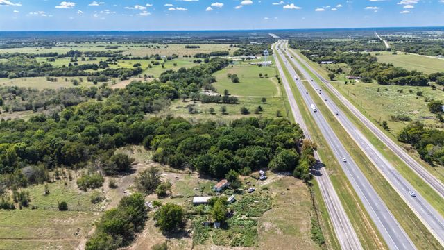 7081 E Interstate 30, Campbell, TX 75422