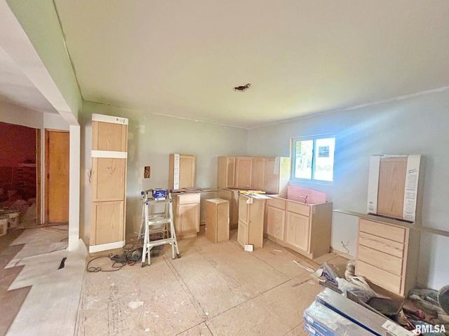 207 BAKER Drive, Metropolis, IL 62960