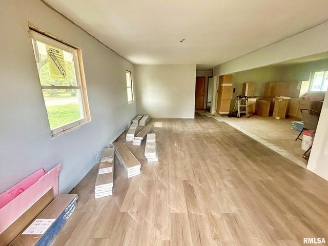 207 BAKER Drive, Metropolis, IL 62960