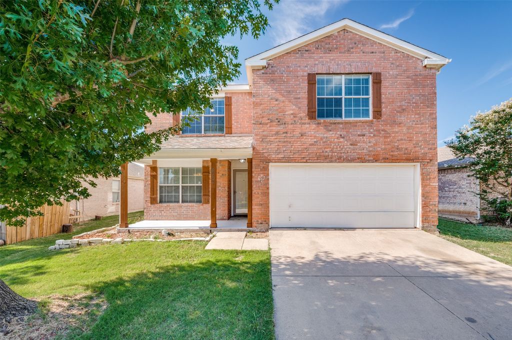 8904 Sagebrush Trail, Cross Roads, TX 76227