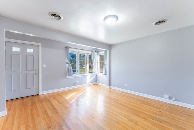 2756 Landen Drive, Melrose Park, IL 60164