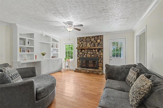 4243 Earney Road, Woodstock, GA 30188