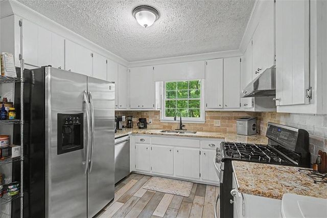 4243 Earney Road, Woodstock, GA 30188
