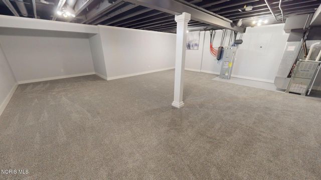 1855 Fiddlers Way, Waterville, OH 43566