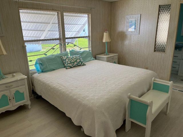 6948 SE Delegate Street, Hobe Sound, FL 33455