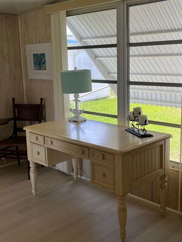 6948 SE Delegate Street, Hobe Sound, FL 33455