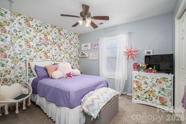 60 W Highland Avenue, Granite Falls, NC 28630