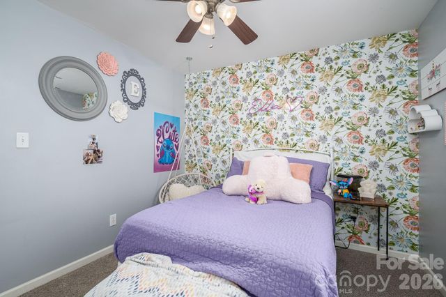 60 W Highland Avenue, Granite Falls, NC 28630