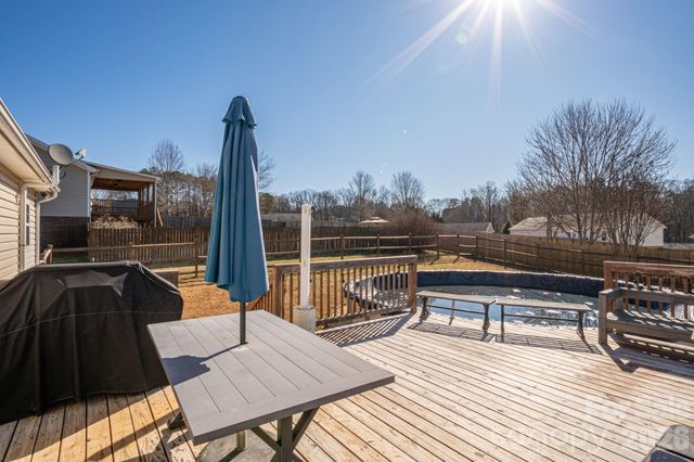 60 W Highland Avenue, Granite Falls, NC 28630