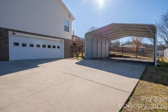 60 W Highland Avenue, Granite Falls, NC 28630