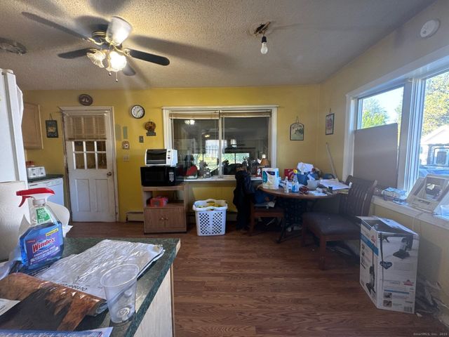 37 Morris Lane, Milford, CT 06460