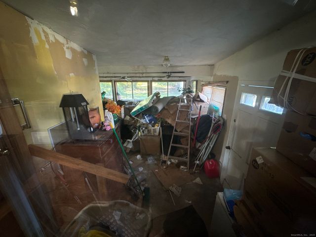 37 Morris Lane, Milford, CT 06460