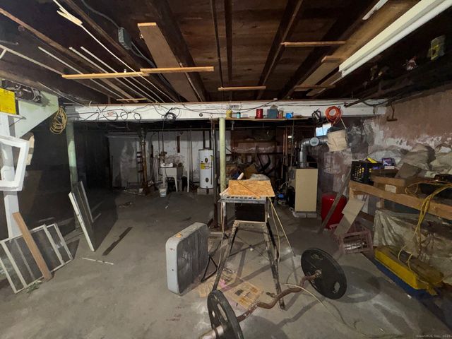 37 Morris Lane, Milford, CT 06460