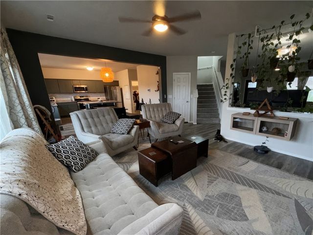 620 Woodcreek Loop, Lowell, AR 72745