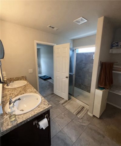 620 Woodcreek Loop, Lowell, AR 72745