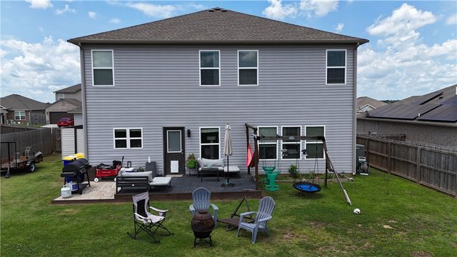 620 Woodcreek Loop, Lowell, AR 72745