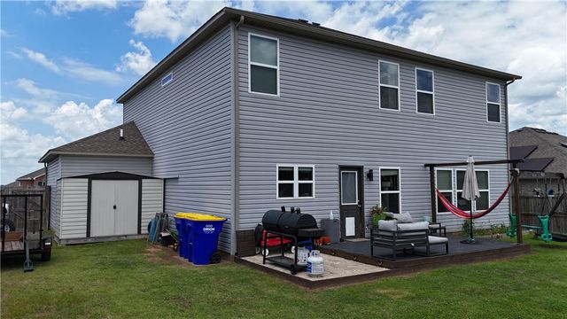 620 Woodcreek Loop, Lowell, AR 72745