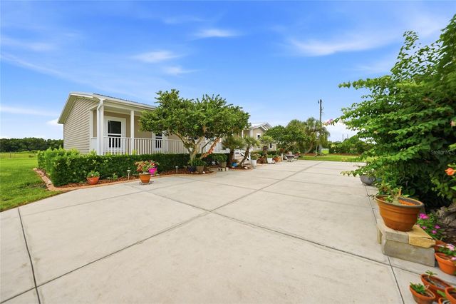 11354 SE SOUTH HOG BAY AVENUE, Arcadia, FL 34266