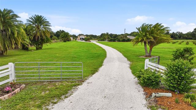 11354 SE SOUTH HOG BAY AVENUE, Arcadia, FL 34266