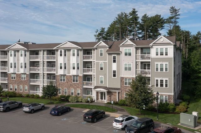 220 Martins Landing 102, North Reading, MA 01867