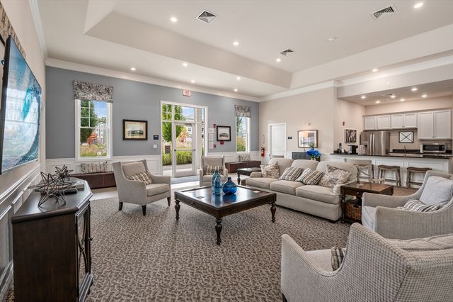 220 Martins Landing 102, North Reading, MA 01867