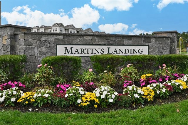 220 Martins Landing 102, North Reading, MA 01867