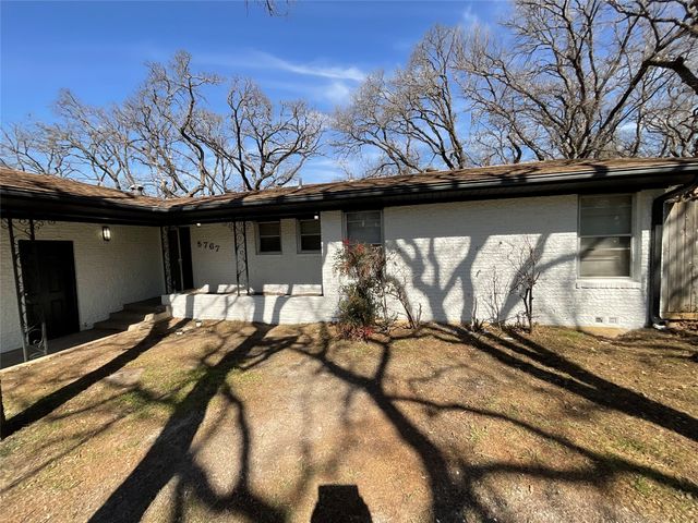5767 Rockhill Road, Fort Worth, TX 76112