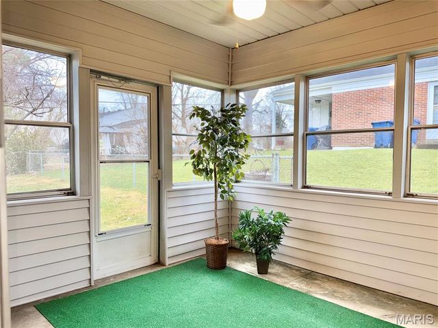 1320 Pepperhill Drive, Florissant, MO 63033