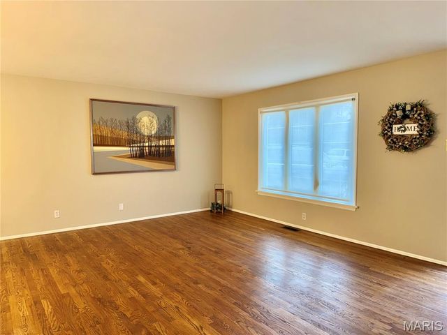 1320 Pepperhill Drive, Florissant, MO 63033