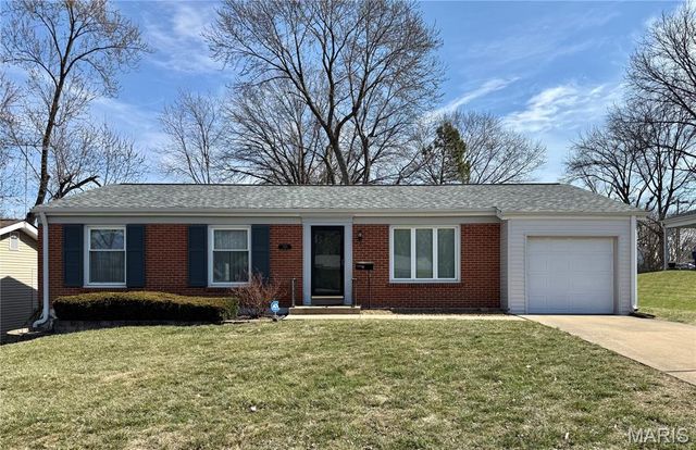1320 Pepperhill Drive, Florissant, MO 63033