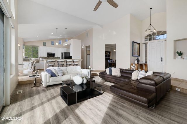 5520 High Rock Way, Sparks, NV 89431