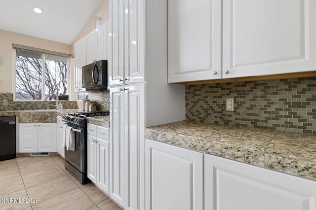 5520 High Rock Way, Sparks, NV 89431