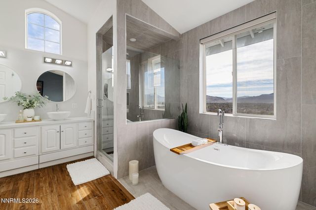 5520 High Rock Way, Sparks, NV 89431