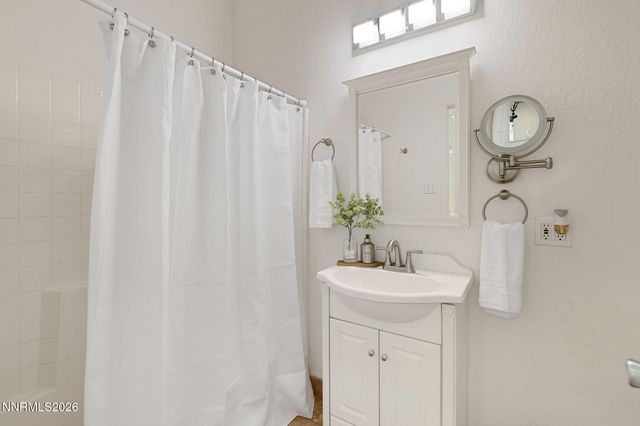 5520 High Rock Way, Sparks, NV 89431