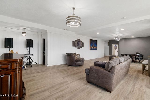 5520 High Rock Way, Sparks, NV 89431