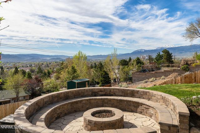 5520 High Rock Way, Sparks, NV 89431