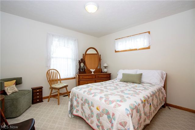 17361 Back Massillon Road, North Lawrence, OH 44666