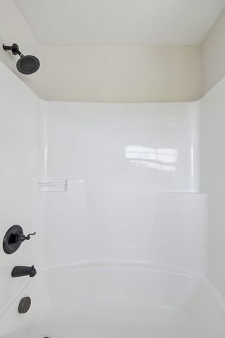 53 Morgan Rd, Lafayette, TN 37083