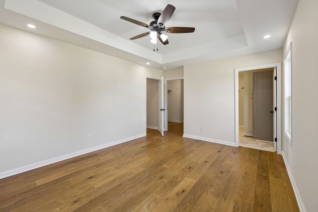 53 Morgan Rd, Lafayette, TN 37083